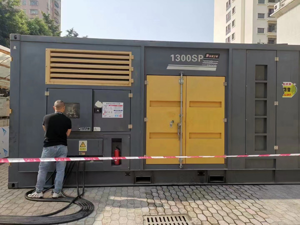 融安500KW发电机组冬季应该配多大的启动电瓶？